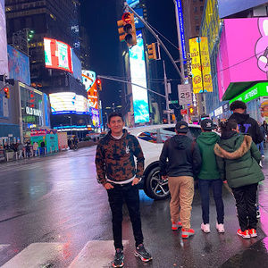 Meet your Posher, Luis